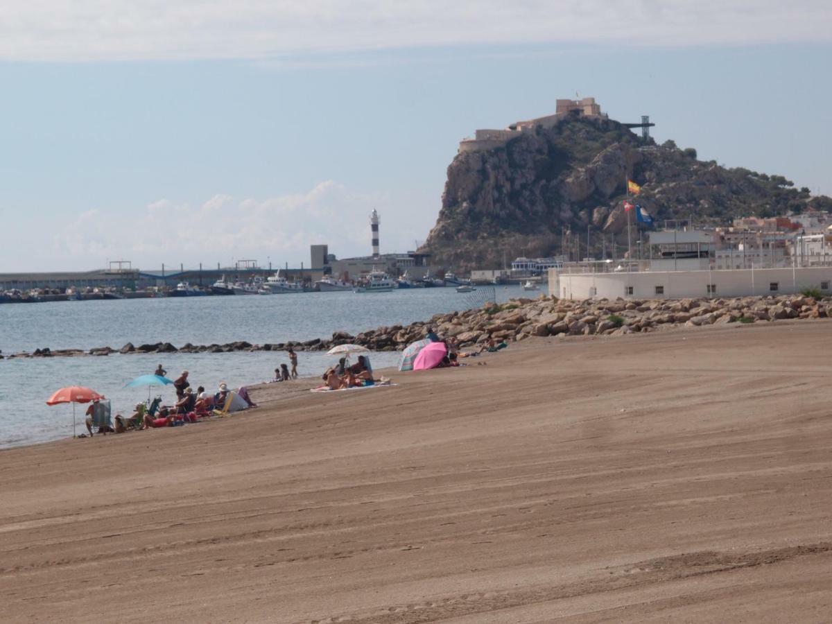 Apartamento Tranquilo Cerca De Buena Piscina Y Con Buen Aire Acondicionado Águilas Exterior foto