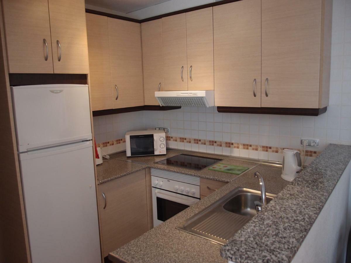 Apartamento Tranquilo Cerca De Buena Piscina Y Con Buen Aire Acondicionado Águilas Exterior foto