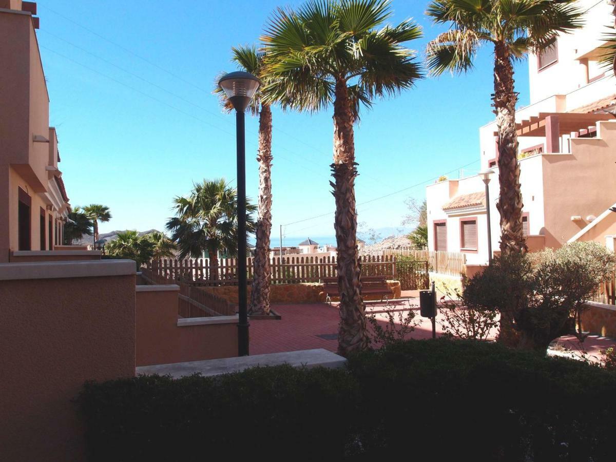 Apartamento Tranquilo Cerca De Buena Piscina Y Con Buen Aire Acondicionado Águilas Exterior foto