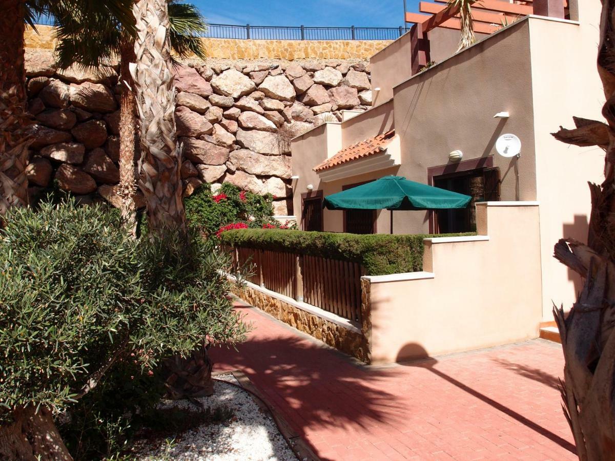 Apartamento Tranquilo Cerca De Buena Piscina Y Con Buen Aire Acondicionado Águilas Exterior foto